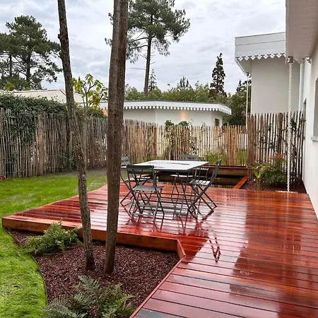 Les Lodges De St Brice *